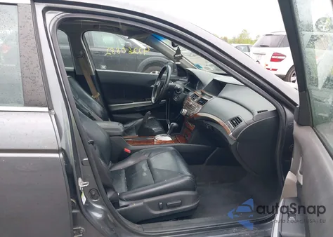 2010 Honda Accord 3.5 Ex-L from USA, damaged, VIN 1HGCP3F86AA005692